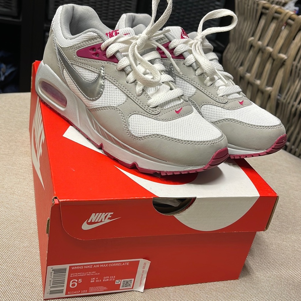 Womens Nike Air Max Correlate Size 6.5